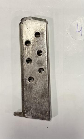 Hola 

Vendo este lote  cargadores para la pistola calibres 9 corto/.380.

Precio 35 la unidad + gastos 31