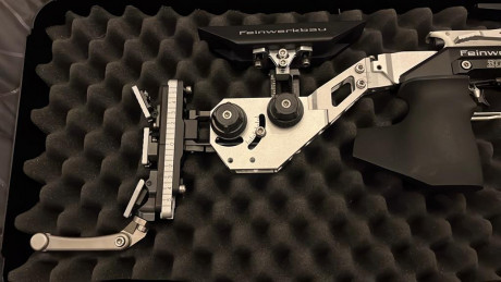 Vendo carabina Aire comprimido Feinwerkbau 800X Field Target 20,4J  4.5mm en perfecto estado
como se ve 00