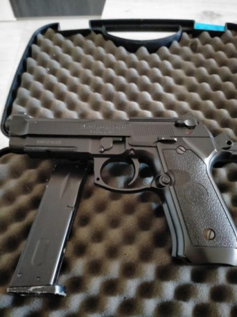 Hola se vende Beretta del calibre 6 mm usada una vez para probarla  precio 80 euros teléfono 692336941 01