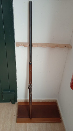 Vendo magnifico rifle Sharps en calibre 45-70 Gov. prácticamente nuevo
Fabricado por IAB con cañón Pedersoli, 02