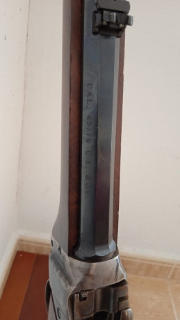 Vendo magnifico rifle Sharps en calibre 45-70 Gov. prácticamente nuevo
Fabricado por IAB con cañón Pedersoli, 11