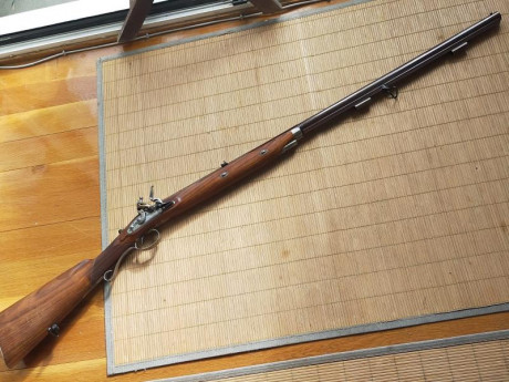 Se vendé fusil de avancarga Pedersoli Mortimer modeló L 239 a chispa , precio 1580€ contactó 646422804, 00