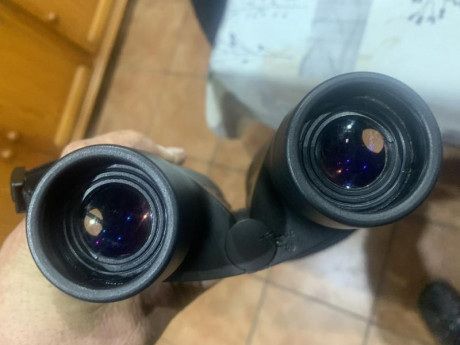 Pues no los uso por que tengo unos leica con medidor y a estos no les mando nada 
Su precio es de 700 00