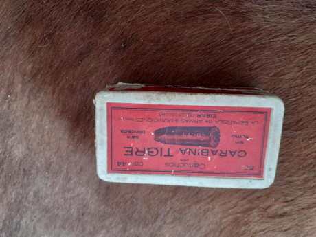 Vendo caja de municion marca tigre calibre 44/40 precio 60 € 00