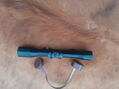 Vendo visor ZF4/Saus Jena DDR de tres postes original fabricado para el rifle ZKK 600
Precio 90 € 00