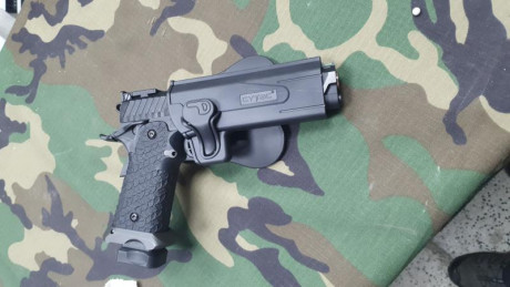 Vendo jw3 combat master 
Cargador adicional de co2
Funda.
Es todo nuevo
Precio 250€ 11