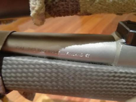 Hola, vendo Sako 85 Carbonlight en 243W con monturas y anillas Sako optilock, impecable, totalmente nuevo. 01