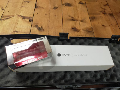 Vendo carabina Weihrauch HW80K en calibre 5.5 sólo estrenada para ajustar el visor, visor Hawke Vantage 10