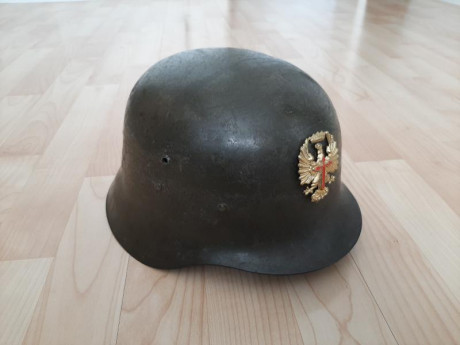 Buenas compañeros, vendo casco Z, primer modelo, interior de piel, le falta un enganche y el otro está 01