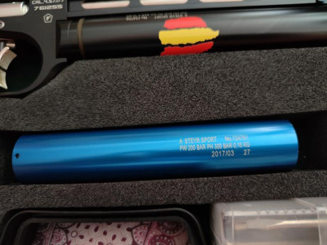 !!VENDIDA!!!Fantástica pistola de competición,2 bombonas,la pistola es del 2017, talla M, está en Madrid,1200€, 00