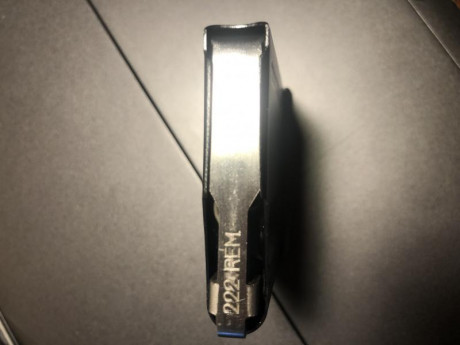 Cargador rifle CZ  Cal 222
Capacidad cargador : 5 
Estado : poco uso
Precio 45 euros 
Ubicación: Barcelona 00