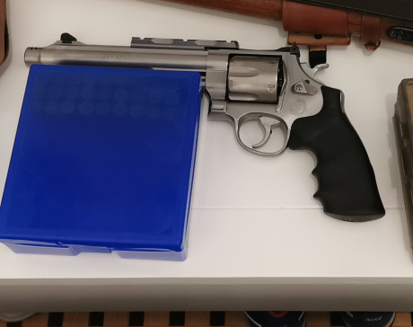 Se vende excelente revolver

El arma está en Castellon

Marca: S&W
Modelo: M629 Performance Center 32