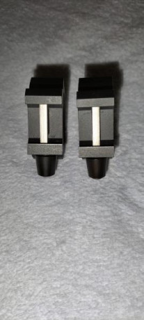 Buenos días. Se venden unas anillas leupold QRW2  desmontables de tubo de 30 mm bajas. Ideales para visores 11
