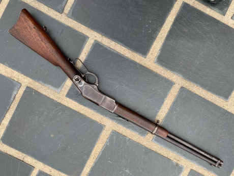 VENDO Winchester 73 ORIGINAL en muy buen estado a pesar de los 138 años que tiene.
Una autentica pieza 01