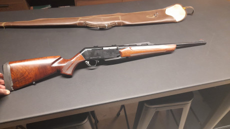 Rifle semiautomático brownig long track en calibre 300wm
Precio 750€
El rifle está en provincia de Huesca 01