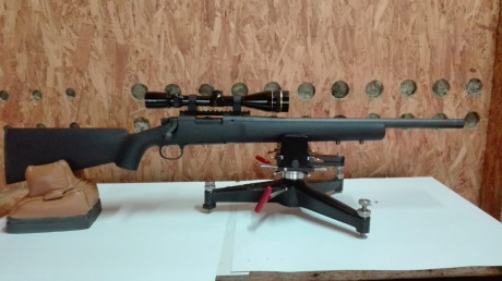 Vendo Remington 700 del 308w con cañón grueso de 20" que lleva rosca de serie y que va vestido con 02