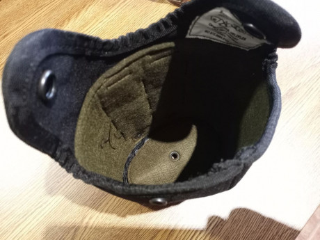 Cantimplora con su funda molle y taza, original del ejercito alemán

20€ ULTIMO PRECIO 11