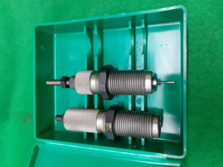 Hola compañeros
Vendo estos dais del calibre 30.30 RCBS solo estrenados a 40€ portes incluidos.
Un saldo 01