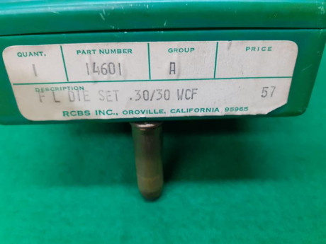 Hola compañeros
Vendo estos dais del calibre 30.30 RCBS solo estrenados a 40€ portes incluidos.
Un saldo 00