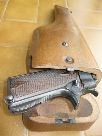 Hola,he abierto este hilo para que todos aquellos que tengais armas Españolas,podais lucirlas aqui con 141