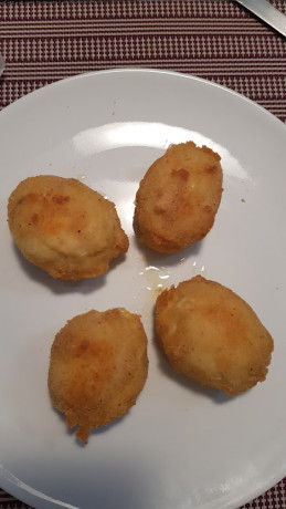 Hoy para comer acelgas hervidas y chuletón de vaca gallega vieja con seis semanas de maduración en cámara 170