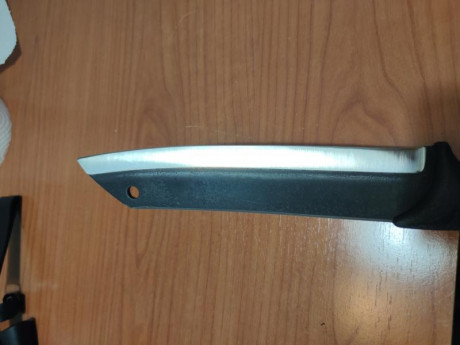 Terävä
Terävä Skrama 240, Carbon Steel

Nuevo sin ningún usó, solo entrar y salir de la funda en el precio 11