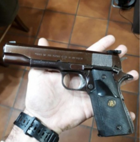 Se vende Norinco 1911A1 imitación Colt 1911, calibre 45 con 2 cargadores y miras micrométrica, precio 01