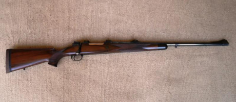 Buenas noches, un amigo me pide que le ponga en venta este rifle artesanal .Por favor, si alguien está 01