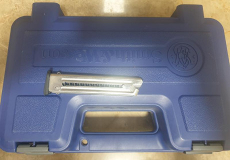 , instruciones y un cargador casi sin usar para la Smith A22

Maletín vendido

Queda cargador y manual, 00