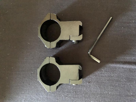 Anillas tubo 25,4 para 11 mm 8€ (nuevas) VENDIDAS
Anillas tubo 25,4 para 20 mm 5€ ( poco uso)
Gancho Fusil 02