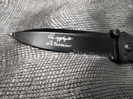 Vendo esta gerber applegat fairbairn black . Esta usada y   y con evidentes signos de uso. Esta en Valencia. 01