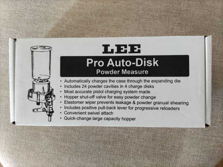 Venta de un dosificador de polvora LEE Pro Auto-Disk es todo completo.

***CERRAR  VENDIDO  *** 01