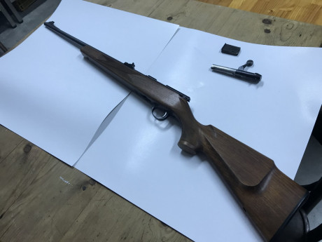 HOLA VENDO POR FALTA DE USO CARABINA SAKO CALIBRE 22 LR, PERFECTO ESTADO SE PUEDE PROBAR EN ALCAÑIZ 450€. 01