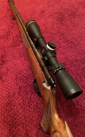 Pongo a la venta, este precioso rifle, en perfecto estado estetico y de funcionamiento, dispone de doble 01