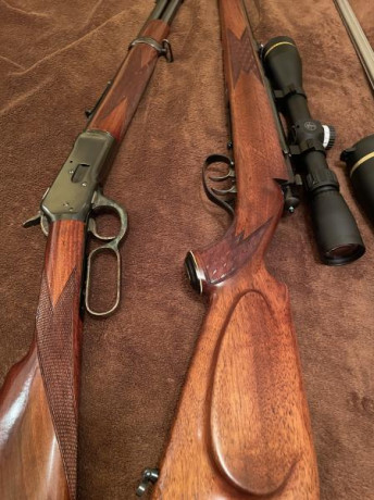 Pongo a la venta, este precioso rifle, en perfecto estado estetico y de funcionamiento, dispone de doble 30