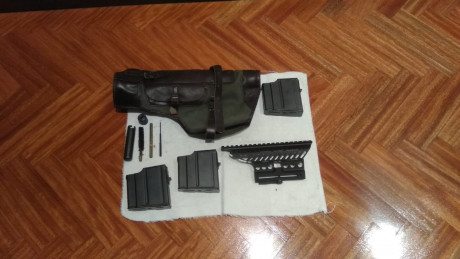 Vendo Zastava M76.
No es de armeria.
Proviene de botin de guerra.
Incluye sus accesorios (3 cargadores, 02