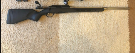 Hola un amigo me ha pedido que le ponga este anuncio , vende un Steyr Mannlicher Provarmint del calibre 02