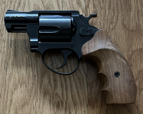 ME Waffen Revólver Flobert 4mm 2" 
Guiado permiso AE
Esta como nuevo no tirado ni caja.

Precio VENDIDO 02