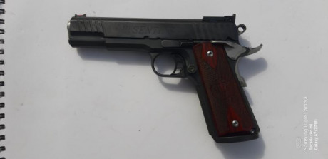 Retirada de la venta
Calibre ..........9x19 (parabellum)
Monohilera
Guiada en F
3 cargadores Wilson combat 30
