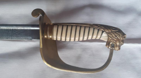 Vendo sable de Marina en muy buen estado, en estado original, sin oxido, no restaurado, no pulido. Con 00