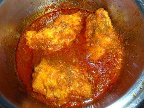 Hoy para comer acelgas hervidas y chuletón de vaca gallega vieja con seis semanas de maduración en cámara 152