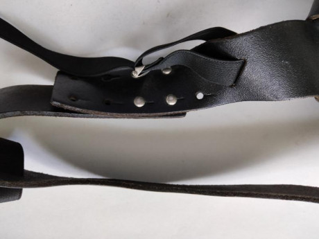 Hola, pongo este anuncio para ir quitandome fundas de pistola repetidas, tanto replicas como originales 170