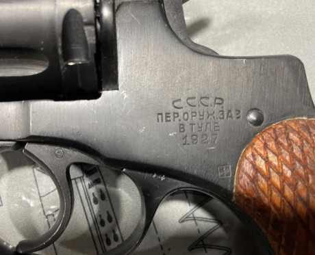 En venta revólver Nagant M1895 inutilizado con nuevo certificado BOPE EU. Este ejemplar se fabricó en 01