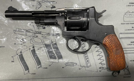 En venta revólver Nagant M1895 inutilizado con nuevo certificado BOPE EU. Este ejemplar se fabricó en 00