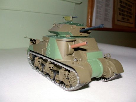 Abro este hilo ya que no puedo trasladar el de maquetas en conversación general, y porque pretendía dar 20