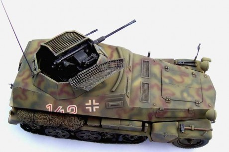 Abro este hilo ya que no puedo trasladar el de maquetas en conversación general, y porque pretendía dar 32