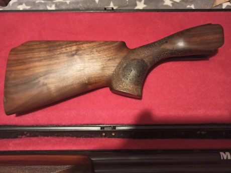 Escopeta miroku sporting/caza, cañón de 71cm con chokes de 4  y 2 con selector de tiro, banda ancha. y 01
