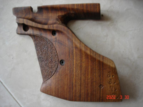 VENDIDAS...................Vendo juego de cachas anatómicas bbvo para pistola Smith and wesson modelo 01