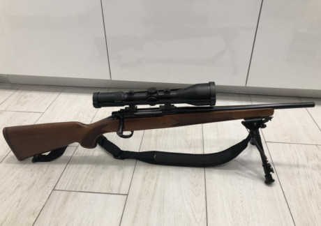 Vendo rifle Sabatti Rover 870 cañón corto con rosca en .308. 400€. Tiene algunas marcas de uso en madera 02