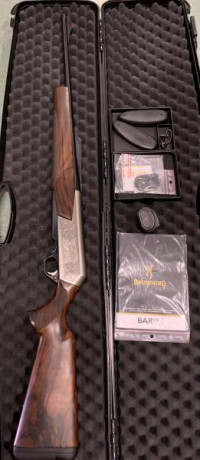 Pongo a la venta Browning Mk3 ,30/06.  Edición especial (500 unidades). Madera grado 5 nogal turko.  Riifle 02
